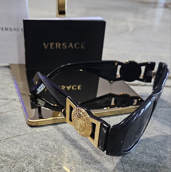Versace Black Sunglasses with Gold Medusa Detail - Picture 3 of 15